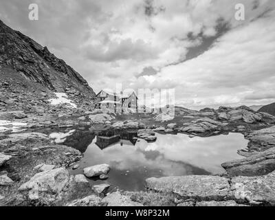 Die Bremer Hütte Berghütte im Gschnitztal Tal der Stubaier Alpen in der Nähe von Steinach im österreichischen Tirol Stockfoto