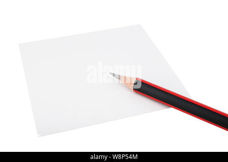 Leere weiss Hinweis mit Bleistift auf weißem Hintergrund Stockfoto