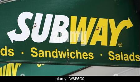 August 10, 2019, Paignton, Devon, Vereinigtes Königreich: Subway Sandwich Bar Logo in Devon gesehen. (Bild: © Keith Mayhew/SOPA Bilder über ZUMA Draht) Stockfoto