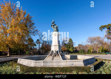 Brunnen der gefallenen Engel, Parque del Buen Retiro, Madrid, Spanien Stockfoto