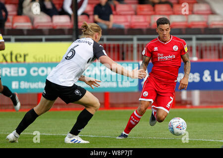 Crawley, Großbritannien. 10 Aug, 2019. Reece Grego-Cox von Crawley Town in Aktion während der efl Sky Bet Liga 2 Übereinstimmung zwischen Crawley und Salford Stadt an der Checkatrade.com Stadium, Crawley in England am 10. August 2019. Foto von Carlton Myrie. Nur die redaktionelle Nutzung, eine Lizenz für die gewerbliche Nutzung erforderlich. Keine Verwendung in Wetten, Spiele oder einer einzelnen Verein/Liga/player Publikationen. Credit: UK Sport Pics Ltd/Alamy leben Nachrichten Stockfoto