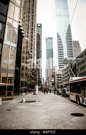 Unterwegs in den Straßen von Toronto im Juni 2019, Kanada Stockfoto