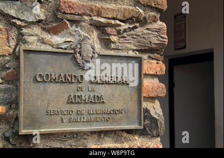 Der Leuchtturm Faro de Colonia ist vielleicht das prominenteste Wahrzeichen von Colonia Del Sacramento, das sich im südamerikanischen Land Uruguay befindet Stockfoto