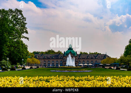 Schönen Park vor dem Kurhaus in Bad Oeynhausen, Deutschland Stockfoto