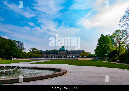 Schönen Park vor dem Kurhaus in Bad Oeynhausen, Deutschland Stockfoto