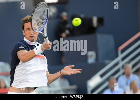 Montreal, Quebec, Kanada. 10 Aug, 2019. DANIILL Medwedew Russlands in seinem Halbfinale runde v K. Khachanov in der Rogers Cup Turnier in Montreal, Kanada. Quelle: Christopher Abgabe/ZUMA Draht/Alamy leben Nachrichten Stockfoto