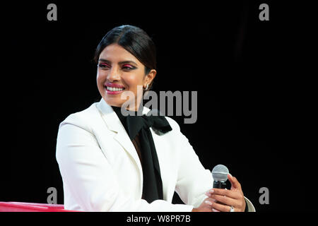 Los Angeles, USA. 12 Sep, 2018. Priyanka Chopra besucht Beautycon Los Angeles 2019 im Los Angeles Convention Center am 10. August 2019 in Los Angeles, Kalifornien. Credit: Foto Access/Alamy leben Nachrichten Stockfoto