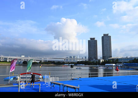 Tokio, Japan. Credit: MATSUO. 11 Aug, 2019. Allgemeine Ansicht Schwimmen: ständig bereit Tokio - Marathon Schwimmen in Odaiba in Tokio, Japan. Credit: MATSUO. K/LBA SPORT/Alamy leben Nachrichten Stockfoto