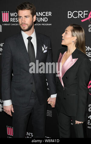 Februar 28, 2019 - Beverly Hills, CA, USA - Liam Hemsworth, Miley Cyrus bei den Frauen Cancer Research Fund Ein unvergesslicher Abend im Beverly Wilshire Hotel, am 28. Februar 2019 in Beverly Hills, CA (Credit Bild: © Kay Blake/ZUMA Draht) Stockfoto