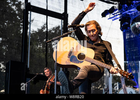 Mülheim an der Ruhr, Deutschland. 10 Aug, 2019. Britische Sänger Albert Hammond führt an Ruhrbühne 2019 als Teil seiner Songbook Tour. Credit: Lebendige Bilder/Alamy leben Nachrichten Stockfoto