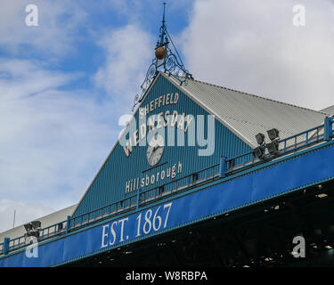 10. August 2019, Hillsborough, Sheffield, England; Sky Bet Meisterschaft, Sheffield Mittwoch vs Barnsley: Hillsborough clock Credit: Mark Cosgrove/News Bilder, Englische Fußball-Liga Bilder unterliegen DataCo Lizenz Stockfoto