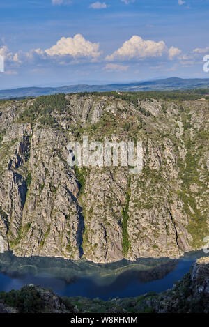 Blick auf den Sil Canions Klippen Stockfoto