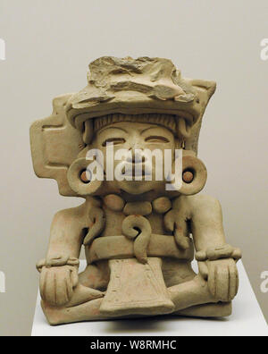 Grabkunst urn. Keramik bemalt. Zapotec Kultur (Monte Alban III). Frühen und Mittleren klassische Periode (100-700 N.CHR.). Mexiko. Museum des Amerikas. Madrid, Spanien. Stockfoto