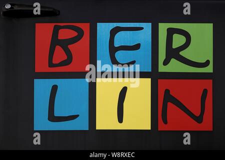 Berlin, Deutschland - 7. September 2014: Berlin Logo auf einem Trabant Stockfoto