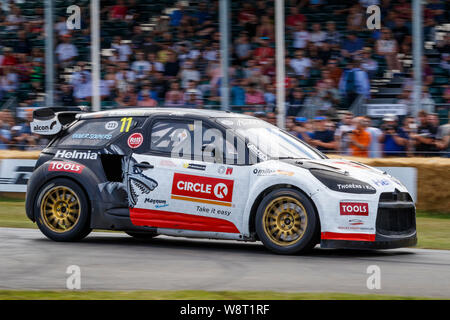 2014 Citroen DS3 WRX rallycross Racer mit Fahrer Oliver Solberg am 2019 Goodwood Festival der Geschwindigkeit, Sussex, UK Stockfoto