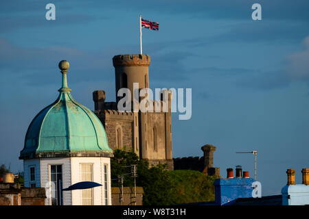 Der Wassergraben, Donaghadee, County Down, Nordirland - werden verwendet, um die sprengstoffe während der Gebäude auf den Hafen der Stadt zu speichern. Stockfoto