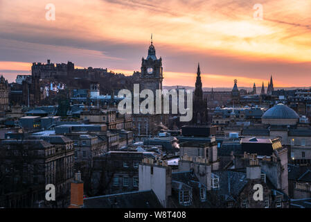 Schönen winter Sonnenuntergang über Ediburgh Stadtzentrum Stockfoto