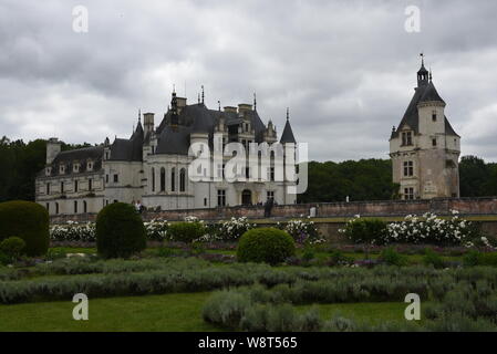 Das Château de Chenonceau ist eine französische Château überspannt den Fluss Cher im Indre-et-Loire Département Loire in Frankreich Stockfoto