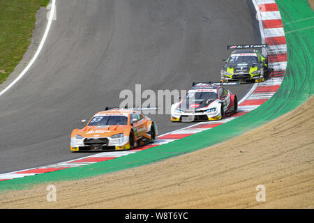 Kent, UK. 11. August 2019. Von vorne - Jamie Green (Audi Sport Team Rosberg), Timo Glock (BMW Team RMR) und Pietro Fittipaldi (WRT Team Audi Sport) während der DTM-Rennen 2 der DTM (Deutsche Tourenwagen)- und W-Serie in Brands Hatch GP-Strecke am Sonntag, 11. August 2019 in Kent, England. Credit: Taka G Wu/Alamy Live News Credit: Taka Wu/Alamy leben Nachrichten Stockfoto