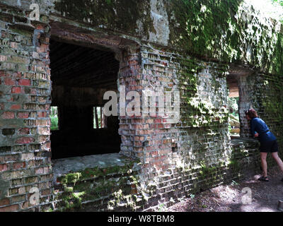 Bunker Überreste der ehemaligen Führer Hauptquartier "wolfsschanze" in den polnischen Masuren (ehemals Ostpreußen), aufgezeichnet am 15.07.2019 | Verwendung weltweit Stockfoto