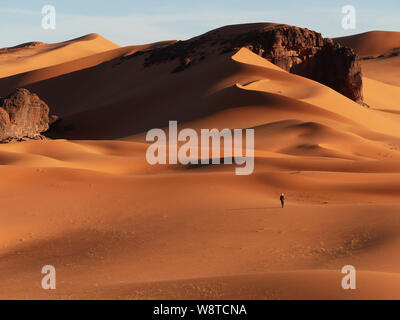 Touareg wandern in der Sahara, Algerien Stockfoto
