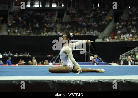 August 9, 2019: Gymnast eMjae Frazier konkurriert bei Tag eines der juniorinnen Konkurrenz an den 2019 US-Gymnastik Meisterschaften, in Kansas City, MO. Melissa J. Perenson/CSM Stockfoto