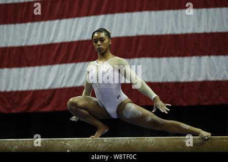 August 9, 2019: Gymnast eMjae Frazier konkurriert bei Tag eines der juniorinnen Konkurrenz an den 2019 US-Gymnastik Meisterschaften, in Kansas City, MO. Melissa J. Perenson/CSM Stockfoto