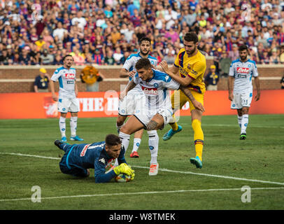 August 10, 2019, Ann Arbor, Michigan, USA: Napoli Goalie Alex MERET #1 Bausteine einen Schuß bei einem Match zwischen SSC Napoli und FC Barcelona am Michigan Stadium. Barcelona gewann das Spiel 4-0. (Bild: © Scott Hasse/ZUMA Draht) Stockfoto