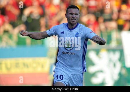 Mlada Boleslav, tschechische Republik. 11 Aug, 2019. MURIS MESANOVIC von Mladá Boleslav feiern Sieg nach dem Sieg in der fünften Runde der tschechischen Fußball-Liga Mlada Boleslav vs Sparta Praha in Mlada Boleslav in der Tschechischen Republik. Credit: Slavek Ruta/ZUMA Draht/Alamy leben Nachrichten Stockfoto