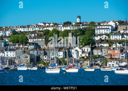 Falmouth Uferpromenade vom Meer aus gesehen. Stockfoto