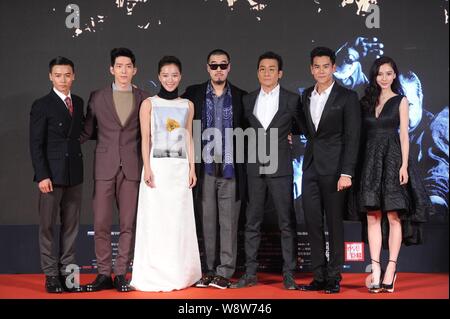 (Von links) der chinesischen Akteure Zhang Jin und Jing Boran, Schauspielerin Wang Luodan, Hong Kong Regisseur Roy Chow Hin - yeung, Schauspieler Tony Leung Ka-fai, Taiwanesische ac Stockfoto