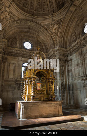 Capilla de Santa Eulalia de Mérida in der Kathedrale von Oviedo. Der asturischen Hauptstadt Oviedo ist der traditionelle Ausgangspunkt der Camino Primitivo, ein Le Stockfoto