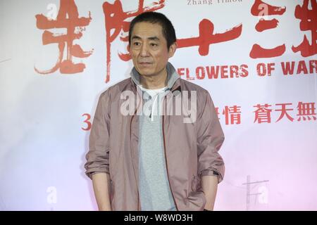 ------ Chinesische Regisseur Zhang Yimou stellt bei der Premiere seines Films, die Blumen des Krieges, in Taipei, Taiwan, 29. Februar 2012. Berühmten film Direct Stockfoto