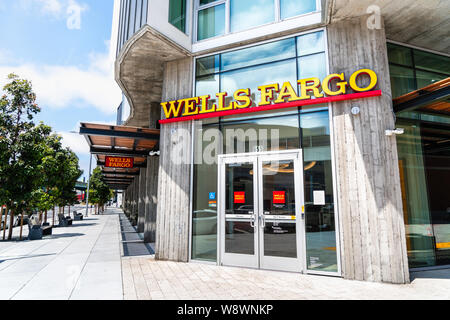 August 10, 2019 San Francisco/CA/USA - Wells Fargo Niederlassung in Soma district Stockfoto