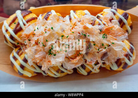 Eine Probe von takoyaki, Osaka, Japan Stockfoto