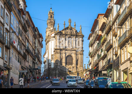 Clerigos Turm und Kirche in Porto, Portugal Stockfoto