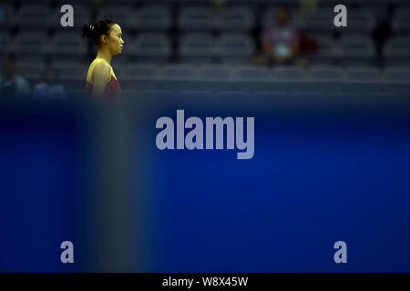 Chinas Zhu Xueying im Finale der Frauen Trampolin konkurriert während der 2014 Summer Youth Olympic Games in Nanjing City, East China Jiangsu pr Stockfoto