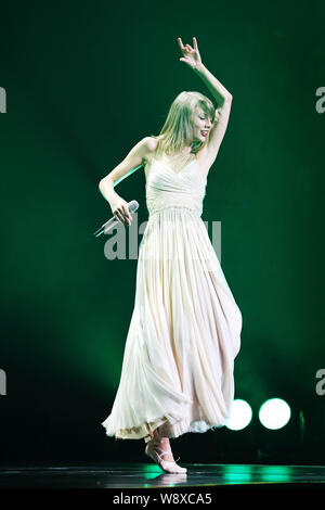 Amerikanische Sängerin Taylor Swift führt an ihr Konzert in Shanghai, China, 30. Mai 2014. Stockfoto