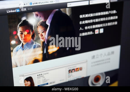 Dieser Screenshot zeigt die chinesische Website von professionellen Social Networking Site LinkedIn in Shanghai, China, 25. Februar 2014. Professionelle Soziale Stockfoto