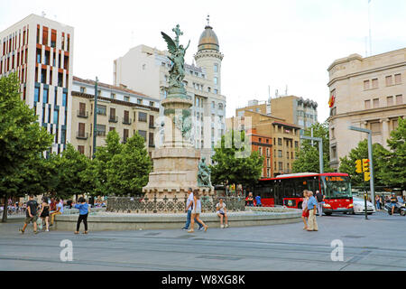 ZARAGOZA, SPANIEN - Juli 1, 2019: Platz Plaza Espana, Zaragoza, Spanien Stockfoto