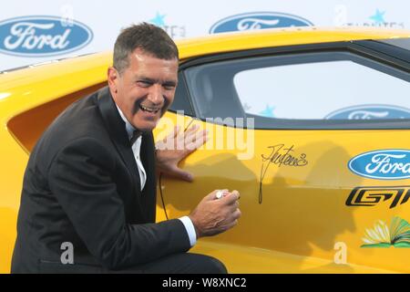 Malaga, Spanien. 11 Aug, 2019. 11. August (Malaga, Marbella) Malaga Schauspieler Antonio Banderas entlang an der Decima gala Starlite in Marbella statt, um Mittel für den Lagrimas und befürwortet die Stiftung und für Cudeca Credit: CORDON PRESSE/Alamy Leben Nachrichten heben Stockfoto