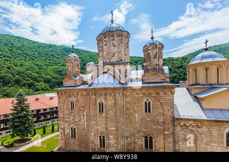 Mittelalterlichen Serbischen Orthodoxen Manasija (Resava) Kloster, Kirche der Heiligen Dreifaltigkeit, Serbien, gegründet von Despoten Stefan Lazarevic. Stockfoto