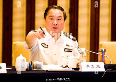 ------ Li Dongsheng, dann Stellvertretender Minister für Öffentliche Sicherheit der Völker Repulic von China, spricht auf einer Konferenz in Peking, China, 19. Juni 2012. Li Stockfoto