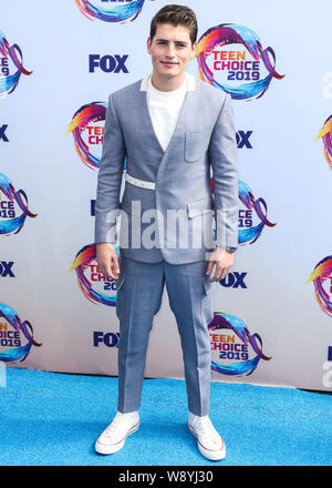 Hermosa Beach, USA. 11 Aug, 2019. HERMOSA BEACH, LOS ANGELES, Kalifornien, USA - 11. August: Gregg Sulkin kommt an FOX'S Teen Choice Awards 2019 im Hermosa Beach Pier Plaza am 11. August 2019 in Hermosa Beach, Los Angeles, Kalifornien, USA. (Foto von Xavier Collin/Image Press Agency) Quelle: Bild Presse Agentur/Alamy leben Nachrichten Stockfoto