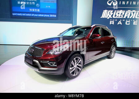 ---- Ein QX 50 von Nissan Infiniti ist während der 12 China (Guangzhou) Internationale Automobil Ausstellung, da die Automatische Guangzhou 2014 bekannte angezeigt, in Stockfoto