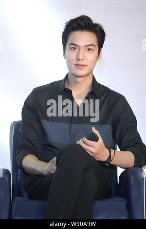 Koreanische Schauspieler Lee Min Ho stellt während einer Fan Meeting in Hong Kong, China, 29. Juni 2014. Stockfoto