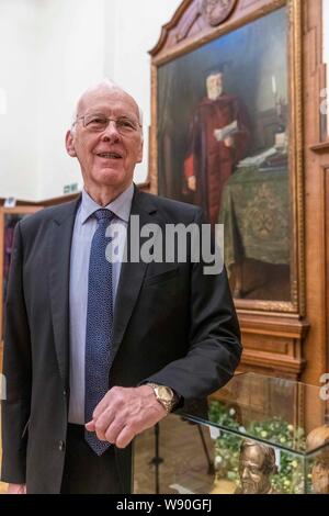 Dunfermline, UK. 12 Aug, 2019. Sir Ian Wood hat angekündigt worden als eines der Empfänger der Carnegie Medal der Philanthropie in der Carnegie Birthplace Museum in Dunfermline. Die anderen Medaillengewinner, die auch Ihre Auszeichnungen im Rahmen einer Feierstunde in New York im Oktober erhalten, sind Anne G Earhart, Mellody Hobson und George Lucas, Marie - Josee und Henry Kravis, Morton R L Mandel, Robert F Smith und Dr. Leonard Abschleppen. Im Bild: Sir Ian Wood an der Carnegie Birthplace Museum Credit: Rich Dyson/Alamy leben Nachrichten Stockfoto