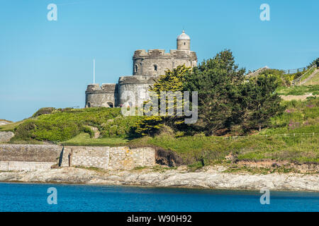 St Mawes Castle ist eine Artillerie fort von Henry VIII, Roseland Halbinsel, Cornwall, England, Großbritannien gebaut. Stockfoto