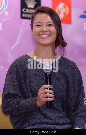 ---- Chinese Tennis star Li Na lächelt während einer Pressekonferenz für ihre Autobiographie, mein Leben in Peking, China, 22. Februar 2014. Chinesische tenn Stockfoto