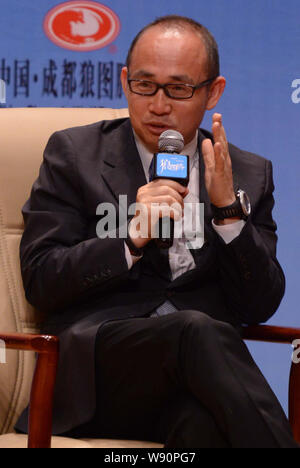 ------ Pan Shiyi, Mitbegründer, Chairman und Co-CEO der Soho China, spricht am 10. Jahrestag für die chinesischen Roman, Wolf Totem, in Peking, China, Stockfoto